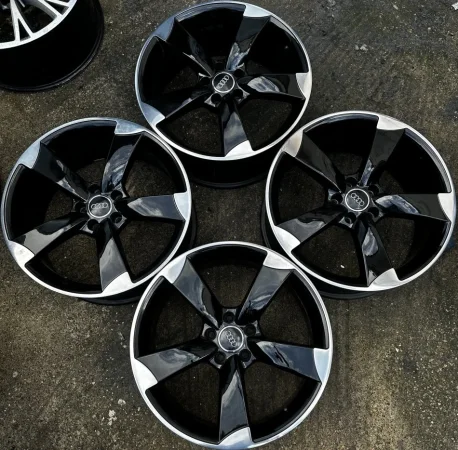 Tirane, shes disk alumini Disqe 19 Audi Rrotor , 650 €