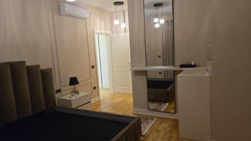 jepet me qera 2+1+Ballkon , 120 m² 2.000 € (TEG)