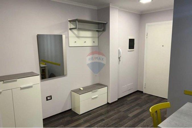 Tirane, jepet me qera apartament 2+1+Ballkon , 114 m² 1.400 € (Rruga e Kosovareve)