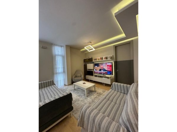 Tirane, shitet apartament 2+1 Kati 3, 111 m² 350.000 € (Kika 2 ,Komuna e Parisit)