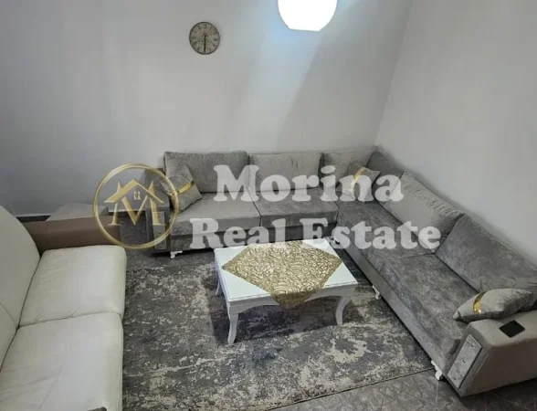 Tirane, jepet me qera Vile 1+1 Kati 1, 65 m² 400 € (Rruga Babe Rexha)