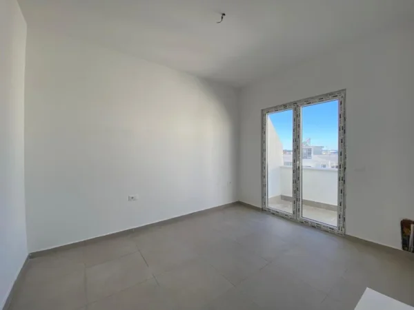 Tirane, shitet apartament 1+1+Ballkon Kati 9, 60 m² 97.900 € (Astir , Kompleksi Molla)