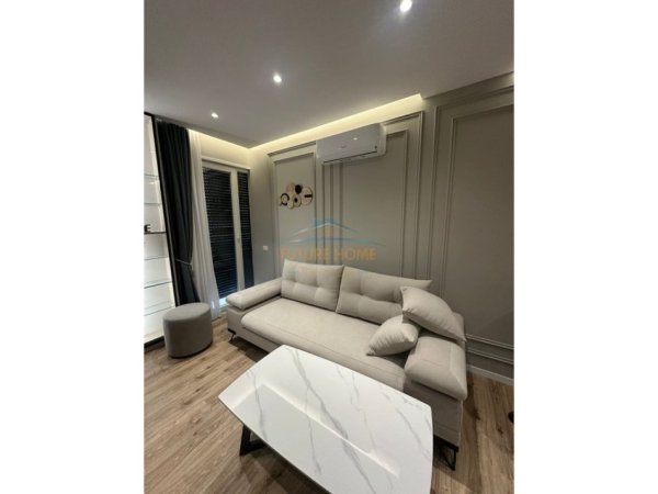 Tirane, jepet me qera apartament 1+1 Kati 3, 60 m² 550 € (Laprake, E 88)