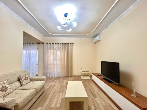 Me Qera: 2+1+Kuzh Vec + 3 Ballkone (100m2) 📍Vasil Shanto, fiks te Shkolla | 65,000 Leke/Muaj - Kati:2