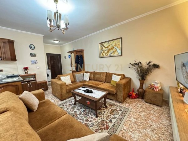 Tirane, shitet apartament 2+1+Ballkon Kati 3, 90 m² 150.000 € (DON BOSKO)