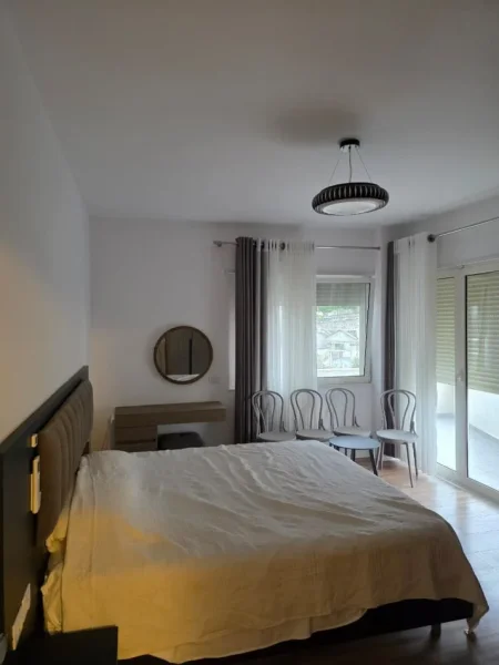 Tirane, shitet apartament 3+1 Kati 3, 130 m² 140.000 € (shitje apartament 3+1 ne fresk)