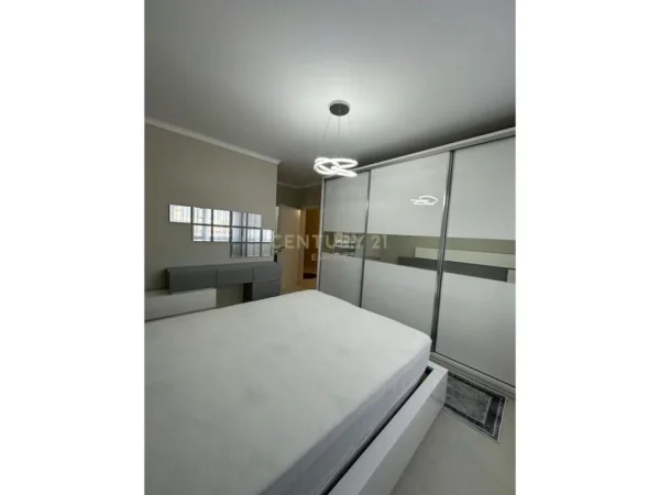 Tirane, shitet apartament 2+1+Ballkon Kati 8, 97 m² 155.000 € (ASTIR)