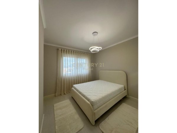 Tirane, shitet apartament 2+1+Ballkon Kati 8, 97 m² 155.000 € (ASTIR)