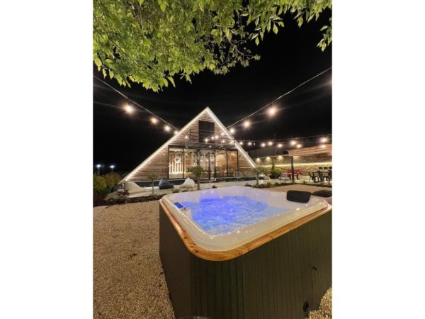 Durres, shitet Vile 2 Katshe Kati 2, 400 m² 165.000 € (Shkallnur , Durres)