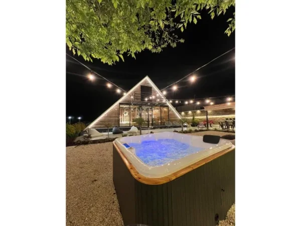 Durres, shitet Vile 2 Katshe Kati 2, 400 m² 165.000 € (Shkallnur , Durres)