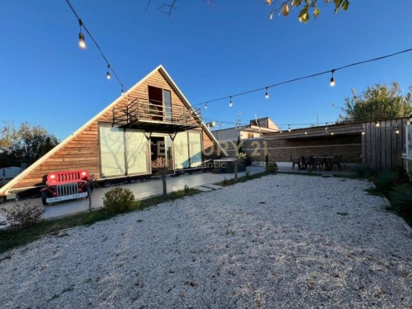 Durres, shitet Vile 2 Katshe Kati 2, 400 m² 165.000 € (Shkallnur , Durres)