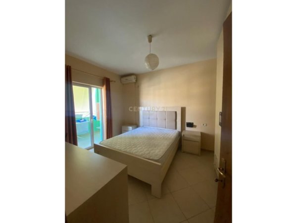 Tirane, jepet me qera apartament 2+1+Aneks+Ballkon Kati 5, 120 m² 600 € (Zogu i Zi)