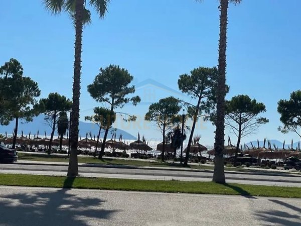 Vlore, jepet me qera apartament 1+1+Ballkon Kati 2, 64 m² 400 € (KOMPLEKSI OSLO)