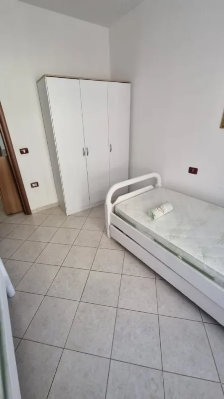 Jepet me qira apartament 2+1 në Astir (te Bar Artisti)  500 € (Astir)