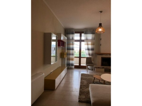 Tirane, jepet me qera apartament 3+1+Ballkon Kati 6, 135 m² 1.500 € (Kopshti Zoologjik)