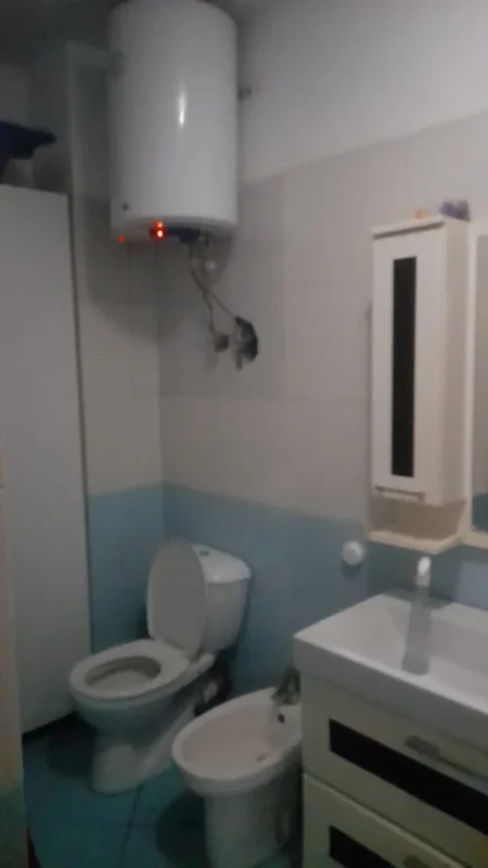 Tirane, jepet me qera apartament 2+1+Aneks+Ballkon Kati 1, 78 m² 500 € (Astir)