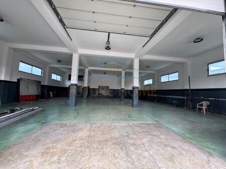 Durres, jepet me qera ambjent biznesi , 2.846 m² 2.000 € 