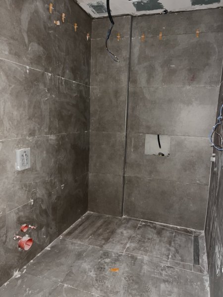 Durres, ofroj Rinovim shtepie dhe bisnesi