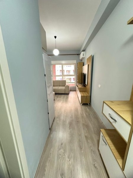 Tirane, jepet me qera apartament 2+1 , (Ali Dem, Kompleksi Mangalem 21)