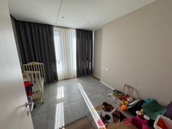 Tirane, jepet me qera apartament 2+1 Kati 6, 100 m² 900 € 