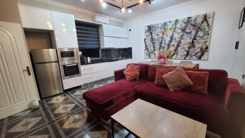 Tirane, shitet apartament 3+1 Kati 2, (rruga e kavajes , 21 dhjetori)