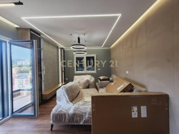 Tirane, shitet apartament Kati 6, 103 m² 260.000 € (Neom126506)