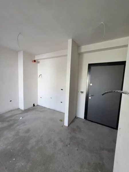 Tirane, shitet apartament 1+1 Kati 5, 65 m² 103.000 € (RRUGA E DIBRËS)