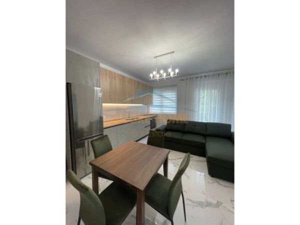 Tirane, jepet me qera apartament 2+1 Kati 4, 71 m² 700 € (Liqeni i Thate , Green Tarace)
