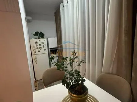 Tirane, jepet me qera apartament 2+1 Kati 2, 72 m² 500 € 