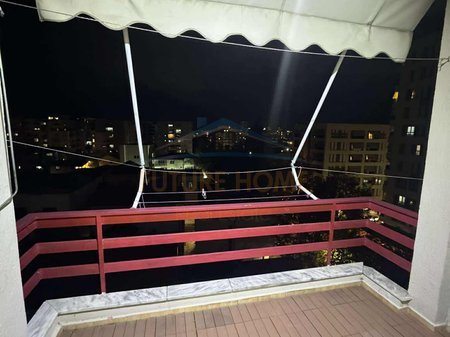 Tirane, jepet me qera apartament 2+1 Kati 6, 95 m² 600 € 