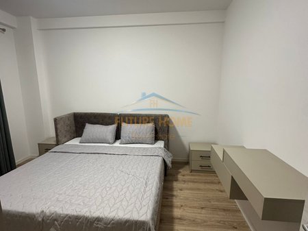 Tirane, jepet me qera apartament 1+1 Kati 3, 60 m² 550 € 
