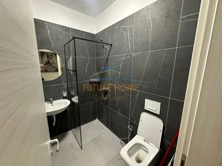 Tirane, jepet me qera apartament 1+1 Kati 3, 60 m² 550 € 