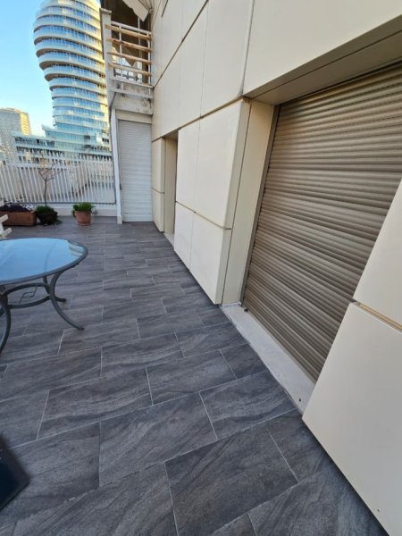 Tirane, jepet me qera zyre Kati 9, 105 m² 1.100 € (Qender)