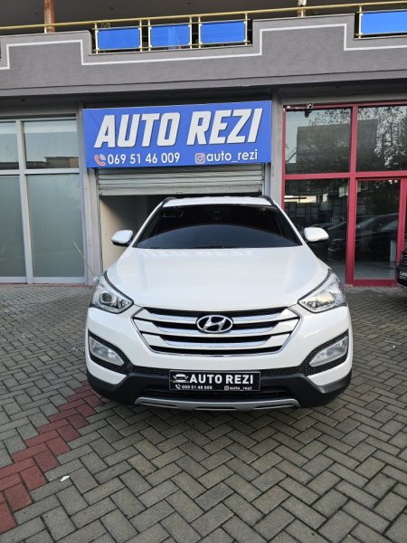 Fier, shes makine Hyunsai Santa Fe Nafte, e bardhë automatik Klima 153 km 11.900 €