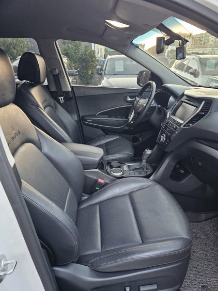 Fier, shes makine Hyunsai Santa Fe Nafte, e bardhë automatik Klima 153 km 11.900 €