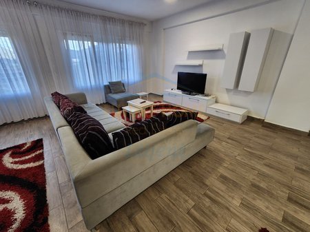 Tirane, jepet me qera apartament duplex 2+1 Kati 0, 119 m² 650 € 