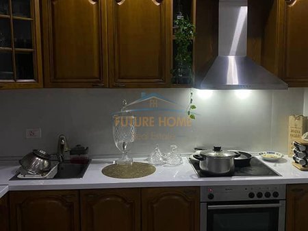 Tirane, jepet me qera apartament 2+1 Kati 2, 72 m² 500 € 