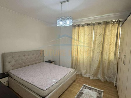 Tirane, jepet me qera apartament 2+1 Kati 6, 95 m² 600 € 
