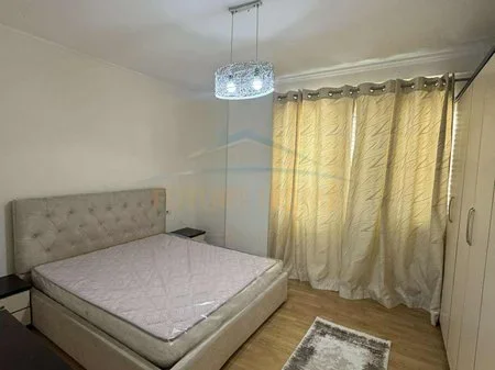 Tirane, jepet me qera apartament 2+1 Kati 6, 95 m² 600 € 