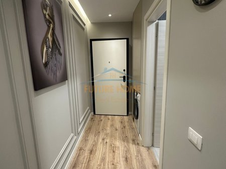 Tirane, jepet me qera apartament 1+1 Kati 3, 60 m² 550 € 