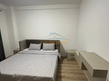 Tirane, jepet me qera apartament 1+1 Kati 3, 60 m² 550 € 