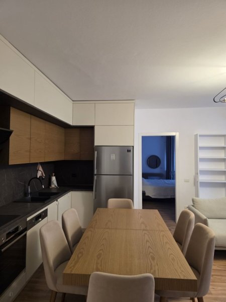 Tirane, shitet apartament 3+1+Aneks+Ballkon Kati 4, 132 m² 141.000 € (Fresku)