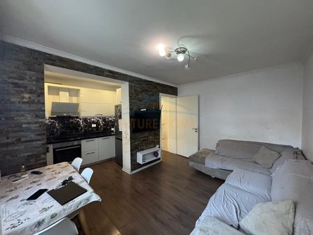 Tirane, jepet me qera apartament 1+1 Kati 4, 51 m² 600 € 