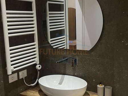 Tirane, jepet me qera apartament 2+1 Kati 1, 116 m² 1.500 € 