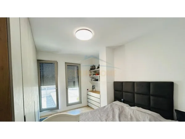 Tirane, shitet apartament 1+1 Kati 4, 73 m² 199.000 € (Foleja e Gjelber , Ring Center)