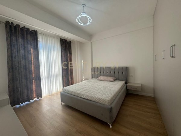Tirane, jepet me qera apartament 2+1 Kati 7, 100 m² 550 € (Urban Gate)