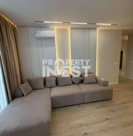 Tirane, shitet apartament 2+1+Ballkon Kati 5, 86 m² 246.000 € (21 Dhjetori)