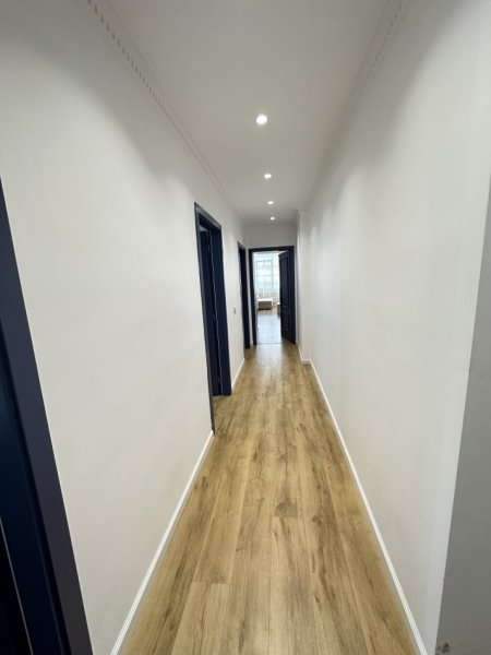 Tirane, shes apartament 2+1 Kati 2, 89 m² 190.000 € (Materniteti i ri)