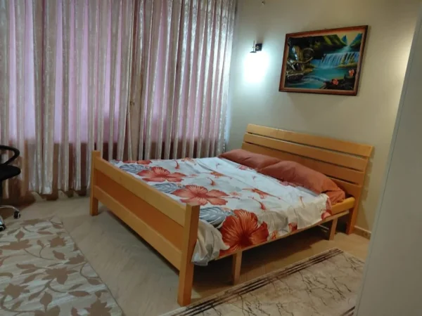 !!Dhënë!!Durres, jepet me qera apartament 1+1+Ballkon Kati 2, 60 m² 350 € (Shkolla Italiane)