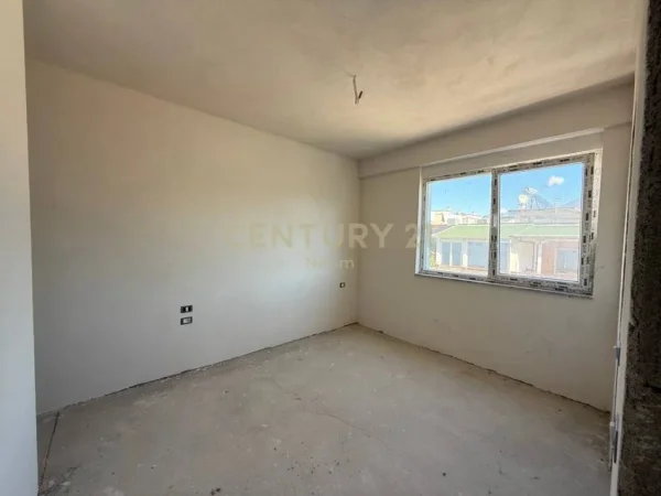 Tirane, shitet apartament duplex Dublex Kati 4, 140 m² 360.000 € (Neom126596)